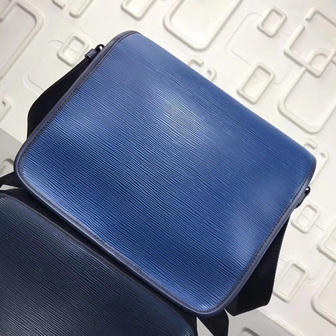 LV MESSENGER Bag M53492  M53494