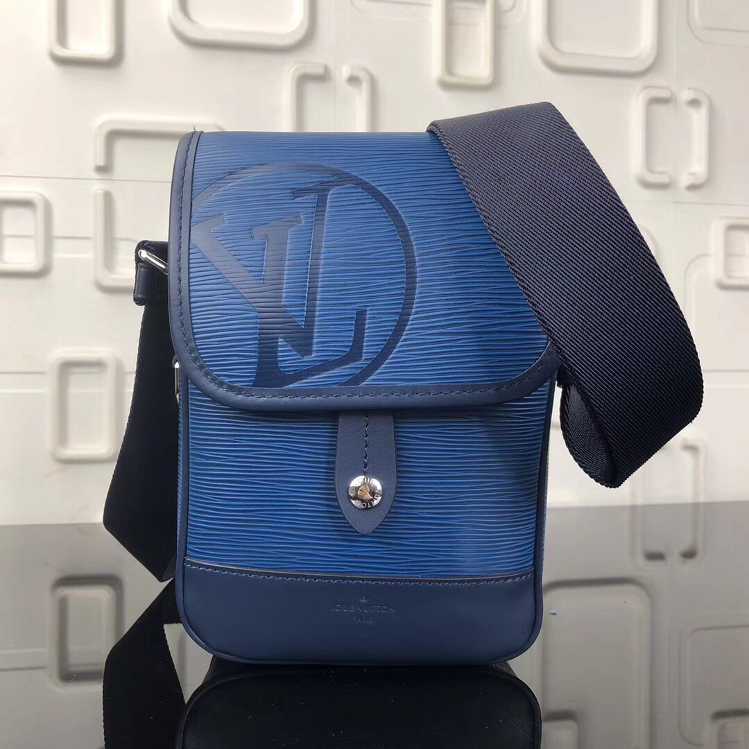 LV MESSENGER Bag M53497