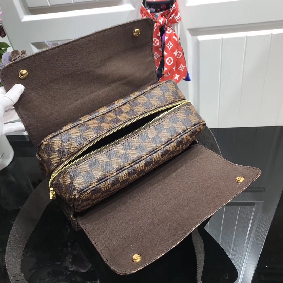 LV MESSENGER BAG N45255FH