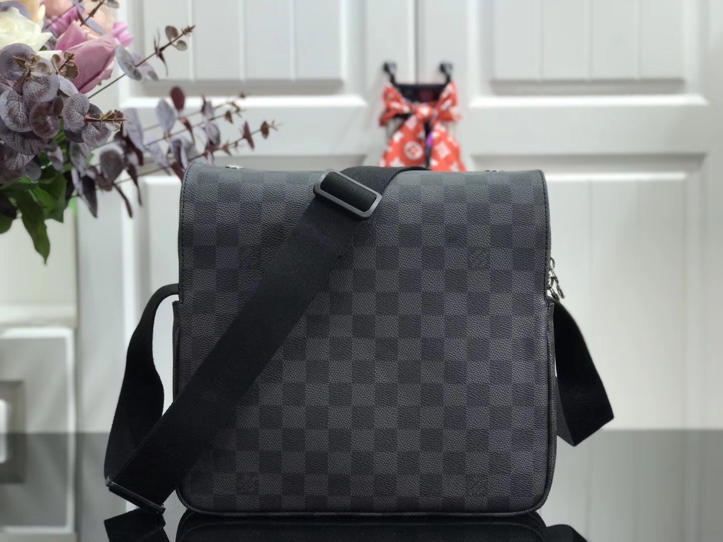 LV MESSENGER BAG N45255FH