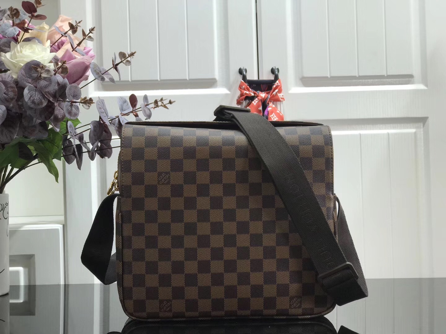 LV MESSENGER BAG N45255FH