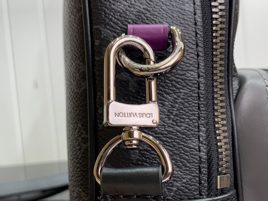 LV MESSENGER MULTIPOCKET M45457