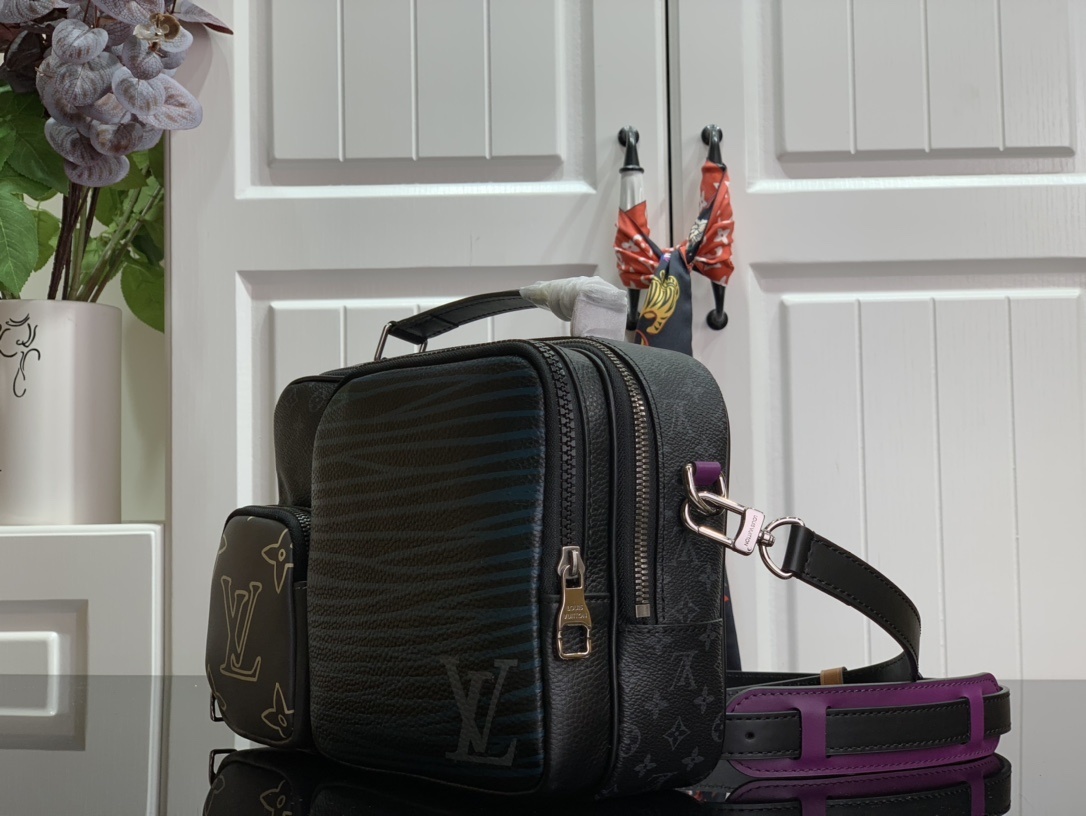 LV MESSENGER MULTIPOCKET M45457