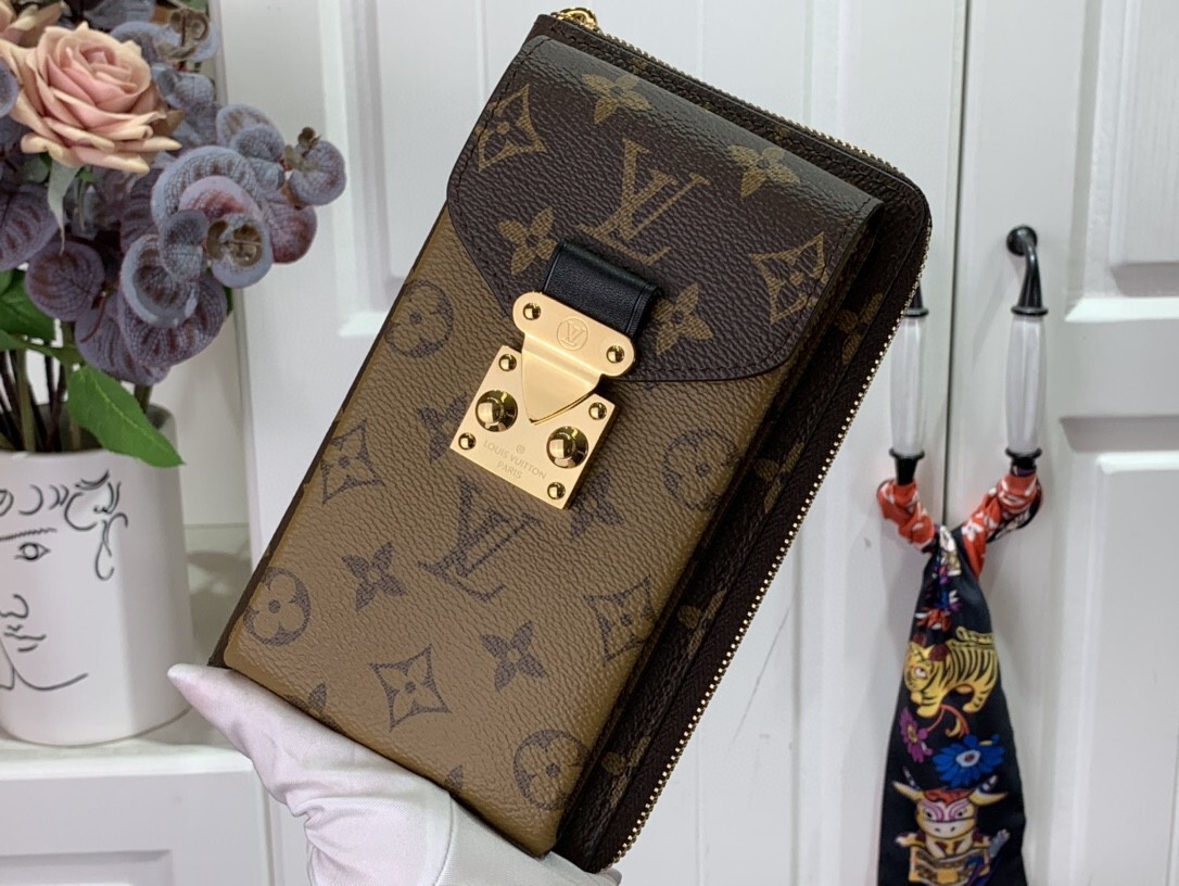 LV METIS wallet M80731