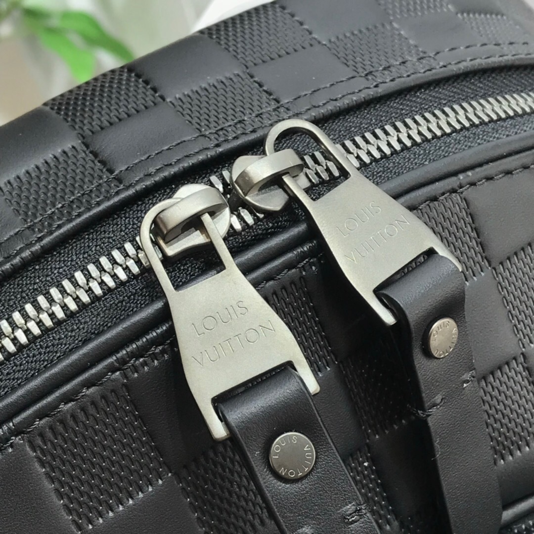 LV MICHAEL BACKPACK N41330