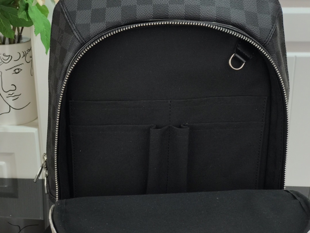 LV MICHAEL Backpack N58024