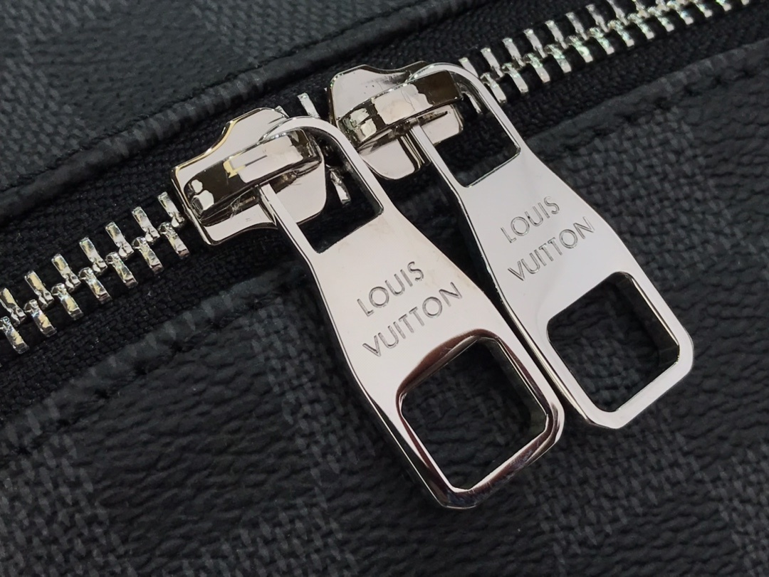 LV MICHAEL Backpack N58024