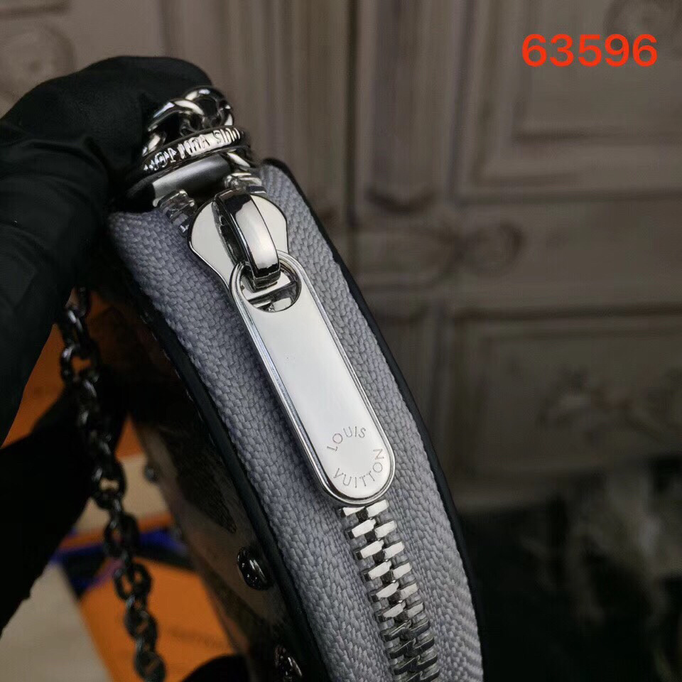 LV MICRO BOITE CHAPEAU M63596