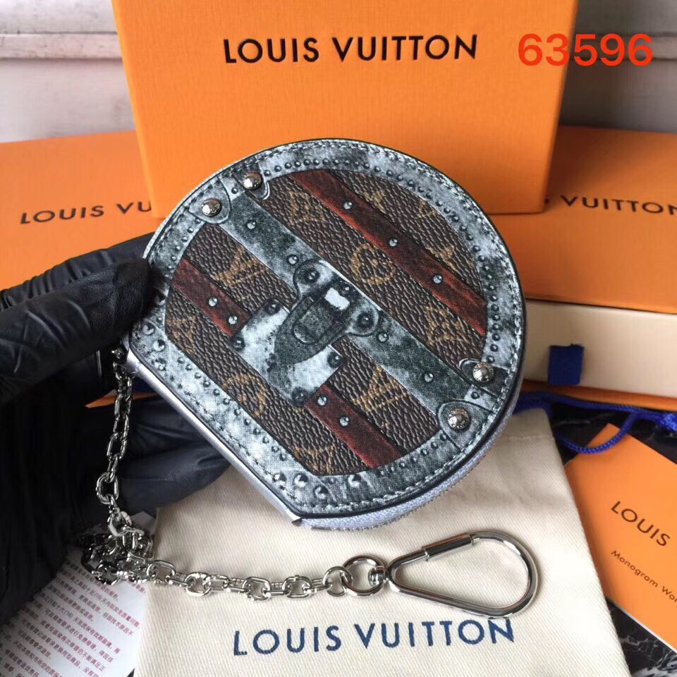 LV MICRO BOITE CHAPEAU M63596