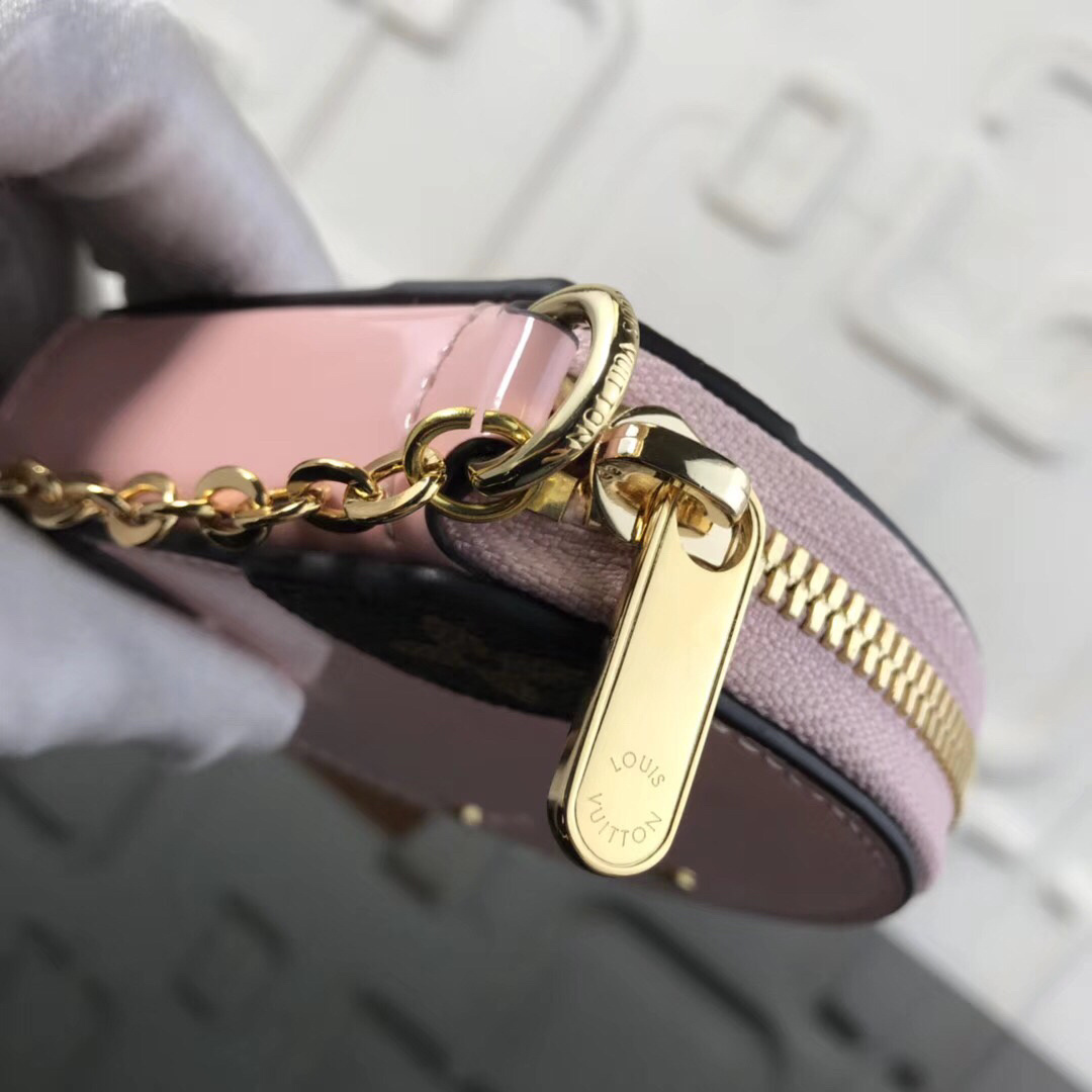 LV MICRO BOITE CHAPEAU M63597