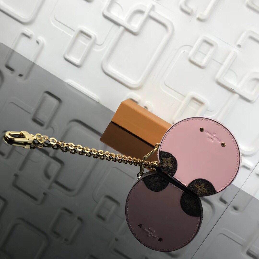 LV MICRO BOITE CHAPEAU M63597