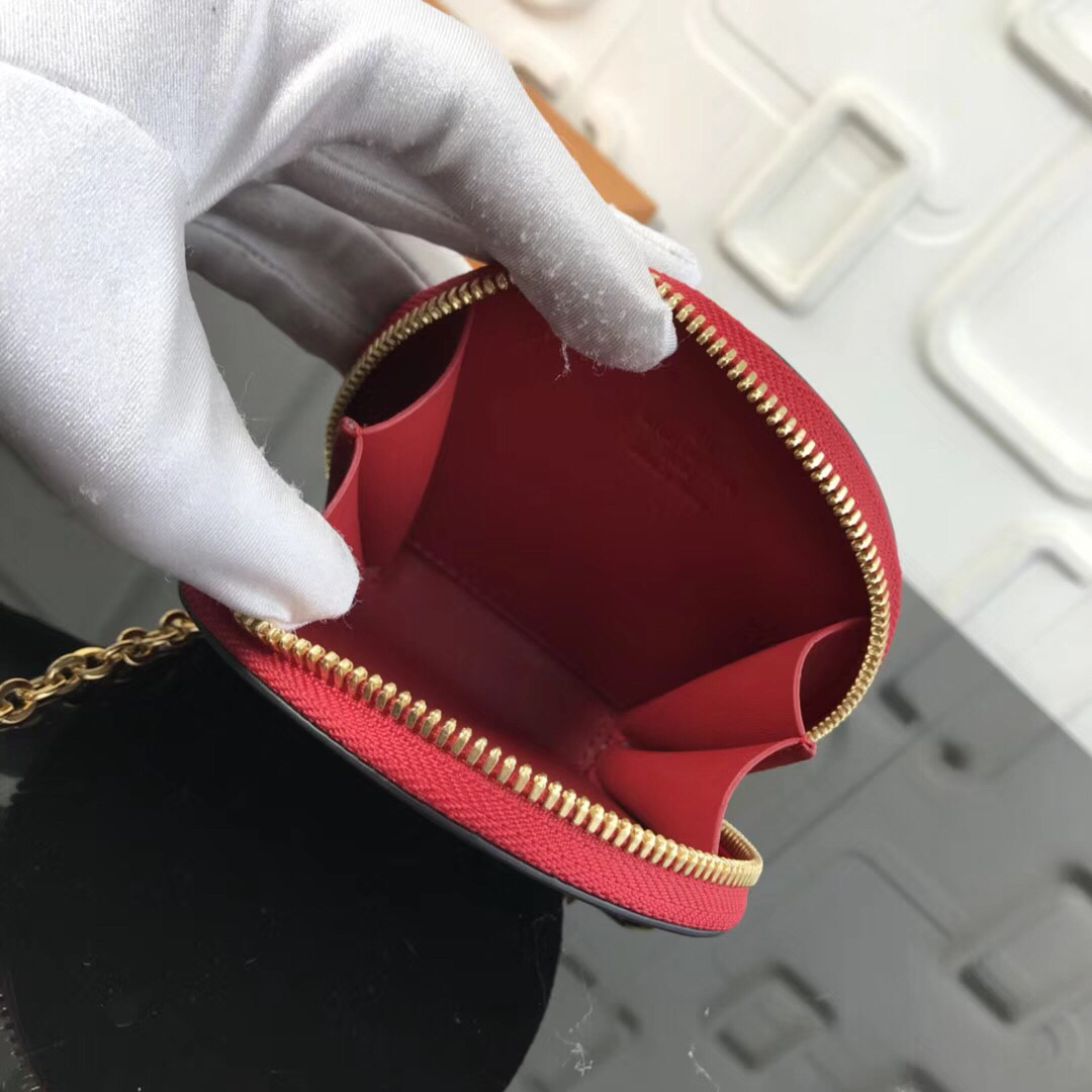 LV MICRO BOITE CHAPEAU M63597