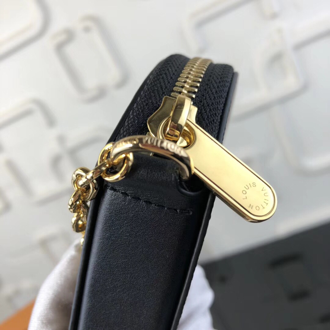 LV MICRO BOITE CHAPEAU M63597