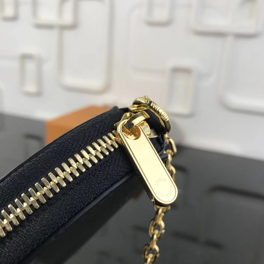 LV MICRO BOITE CHAPEAU M63597