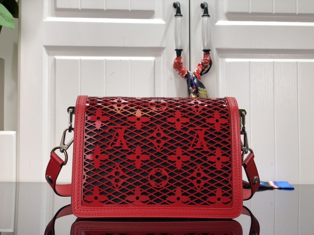 LV MINI DAUPHINE M20359B