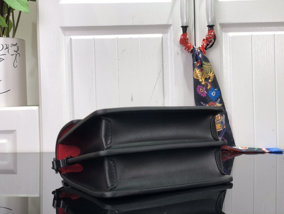 LV MINI DAUPHINE M20359B