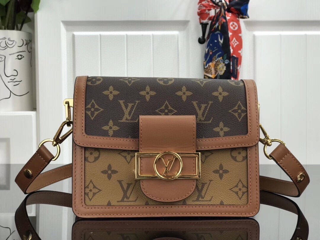 LV MINI DAUPHINE M44580