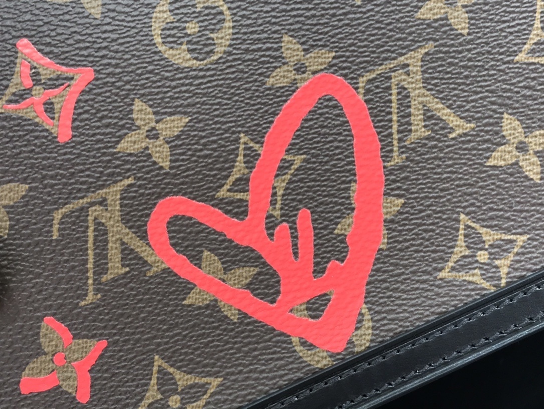 LV MINI DAUPHINE M45889