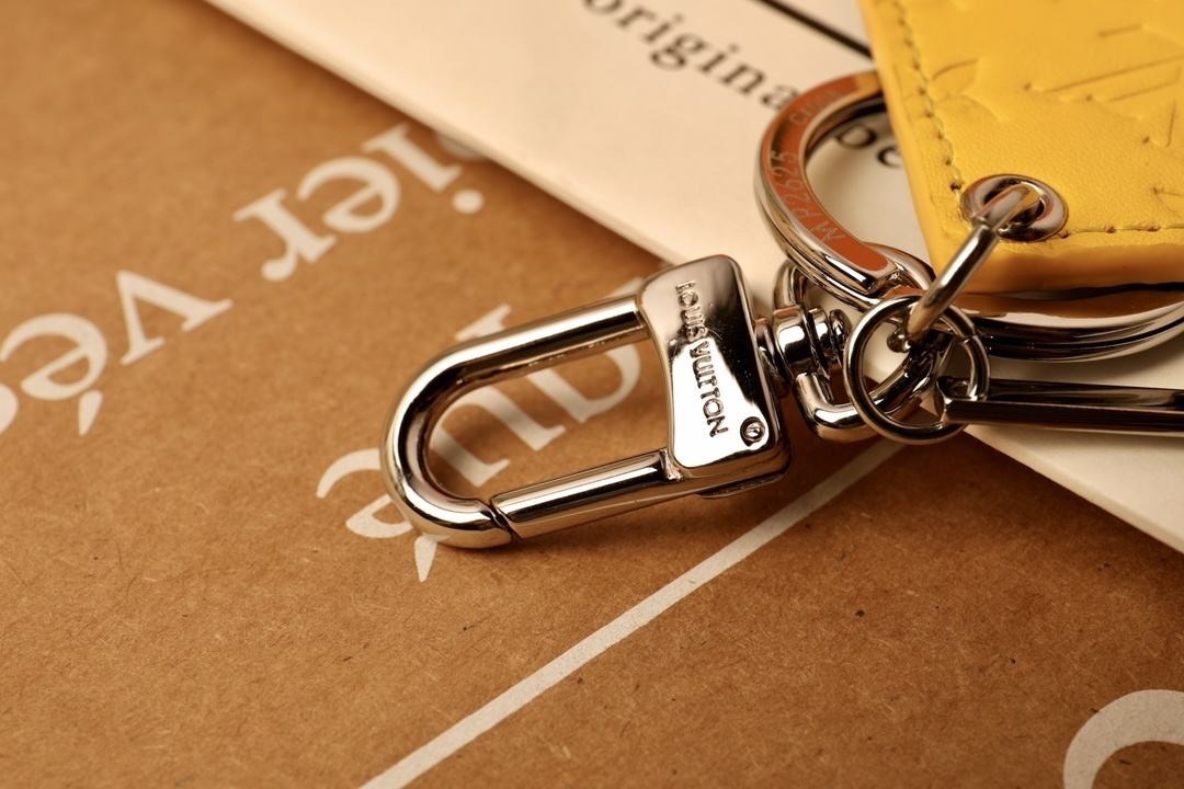 LV MINI ICON KITE BAG CHARM AND KEY HOLDER MP2625