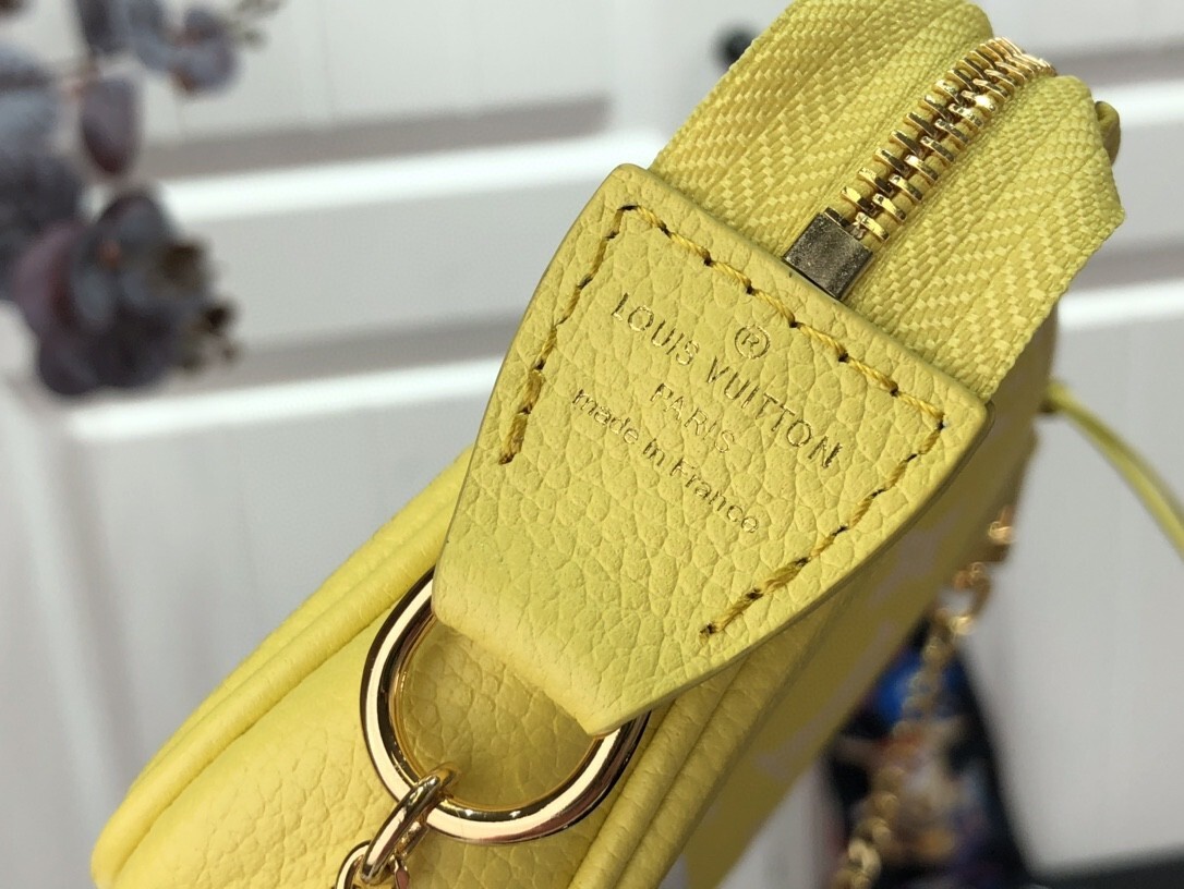 LV MINI POCHETTE ACCESSOIRES M46129 