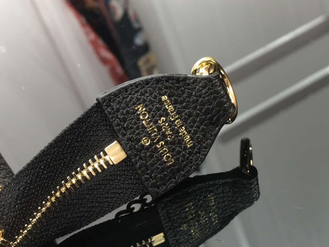 LV MINI POCHETTE ACCESSOIRES M80501