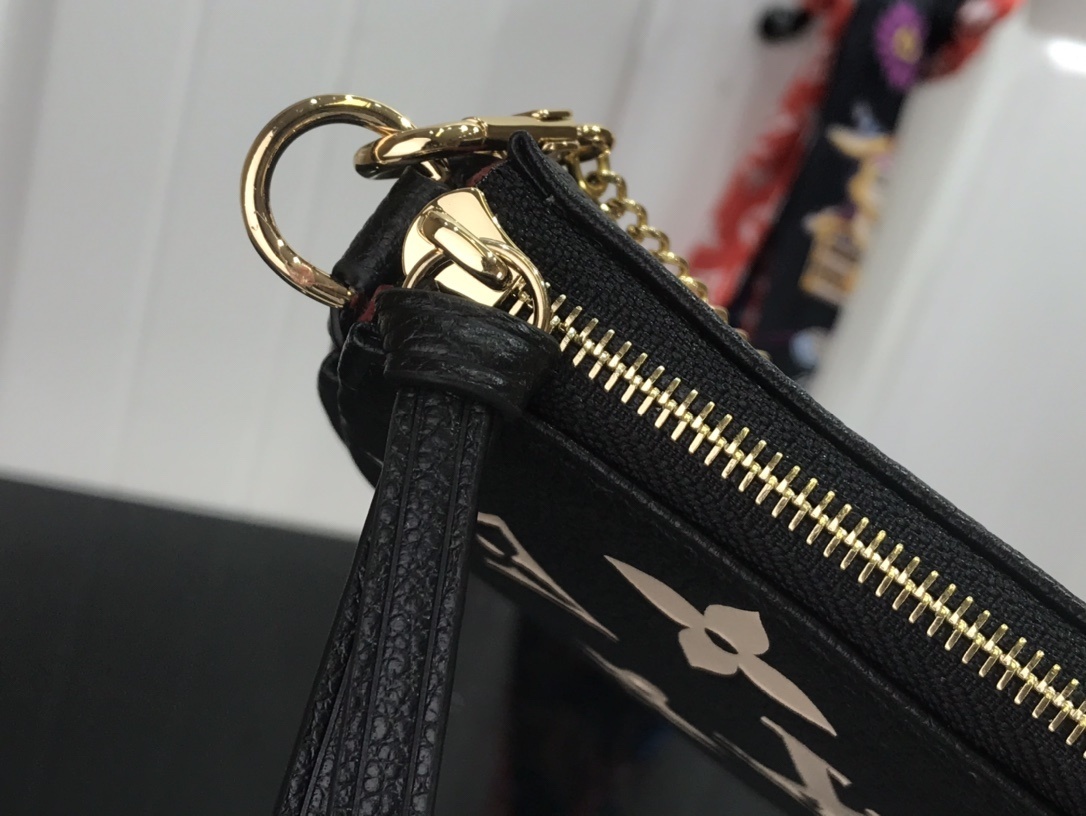 LV MINI POCHETTE ACCESSOIRES M80501