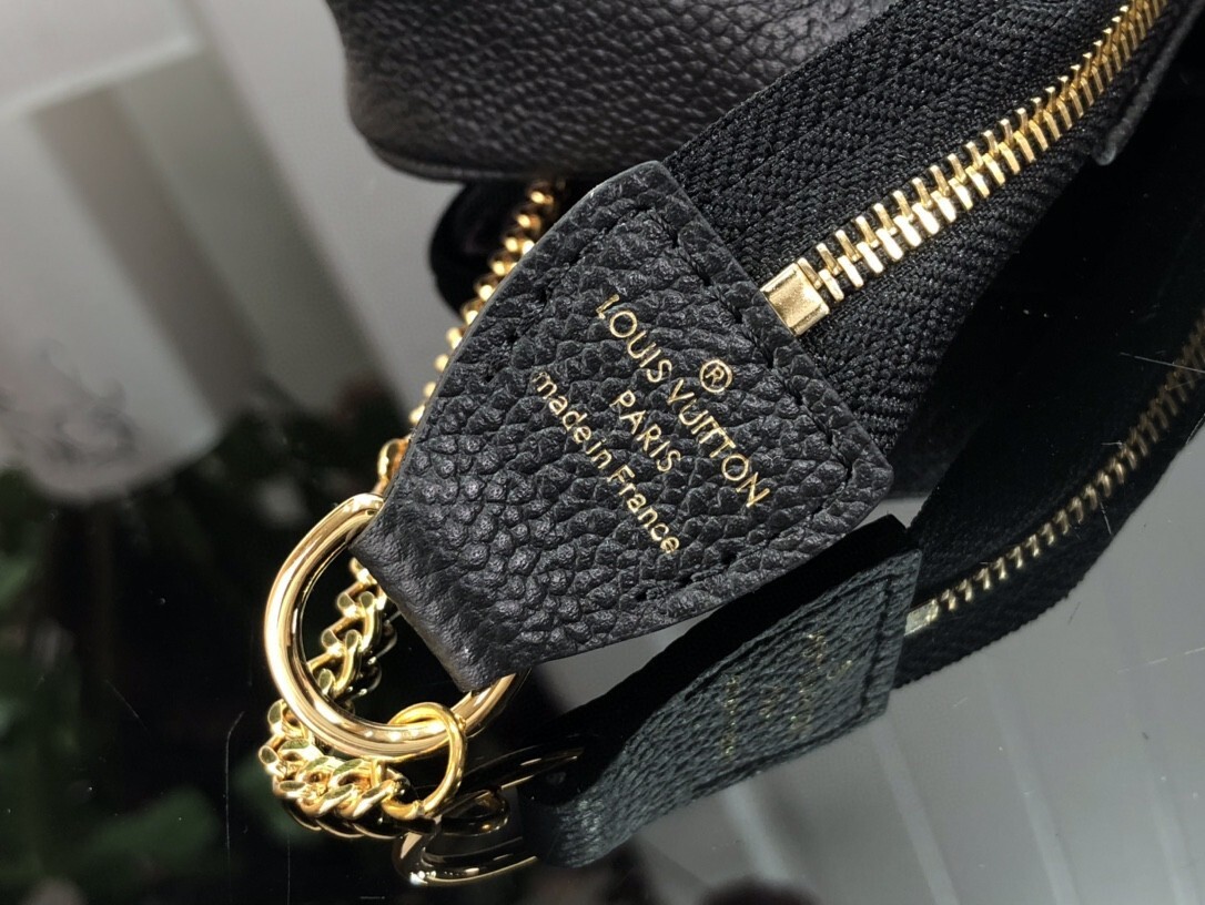 LV MINI POCHETTE ACCESSOIRES M81140