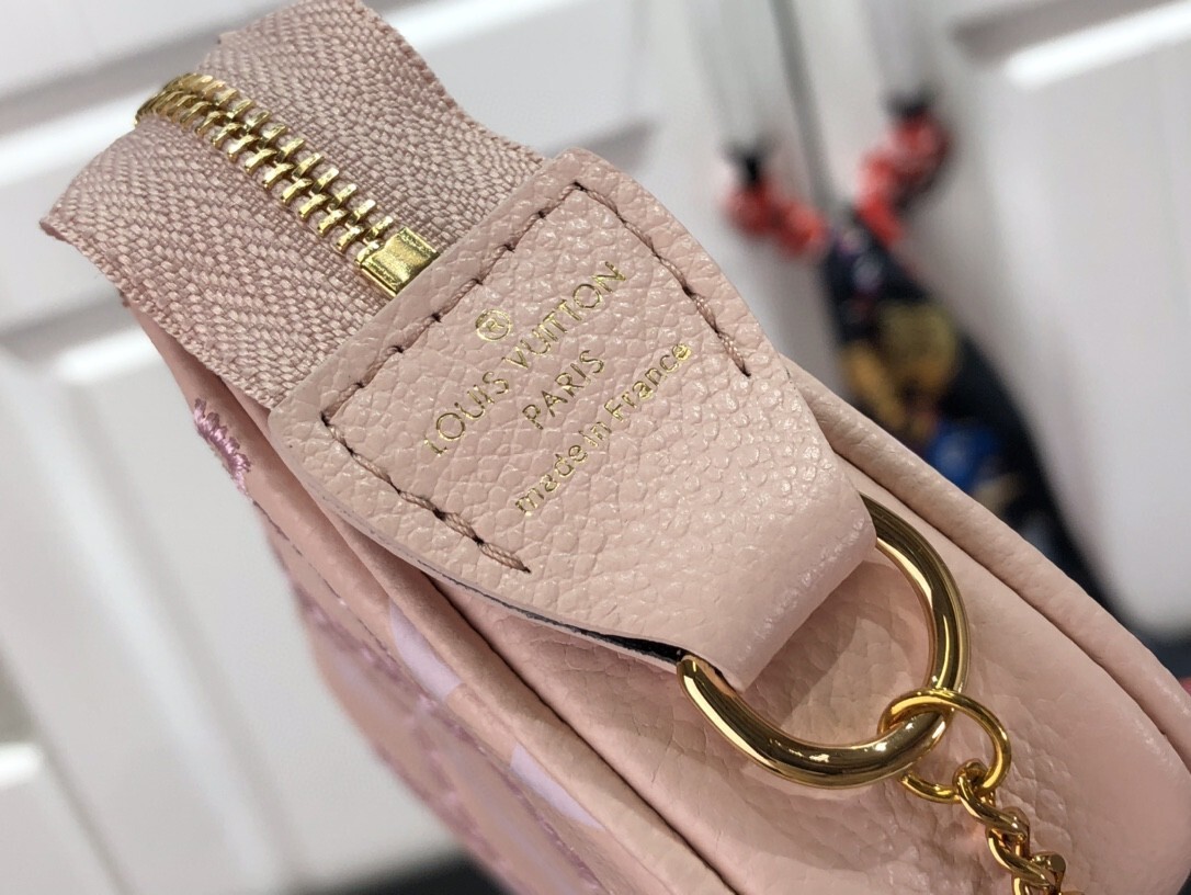 LV MINI POCHETTE ACCESSOIRES M81140