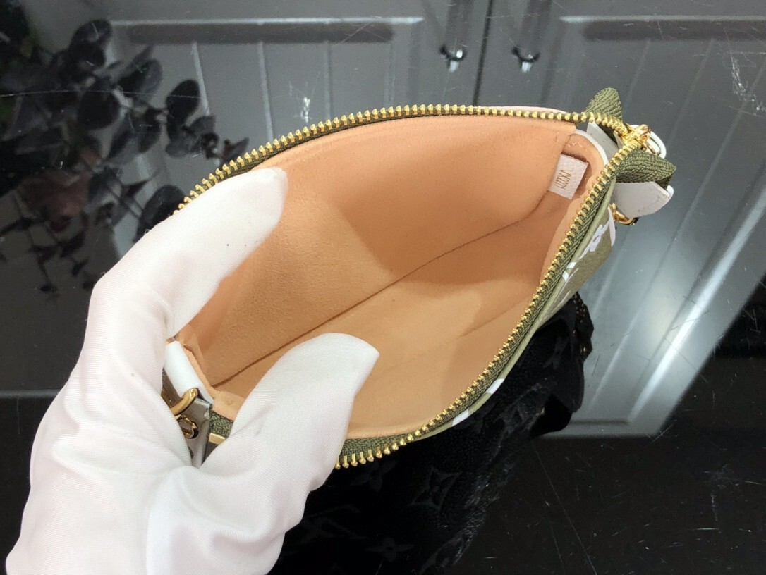 LV MINI POCHETTE ACCESSOIRES M81284 