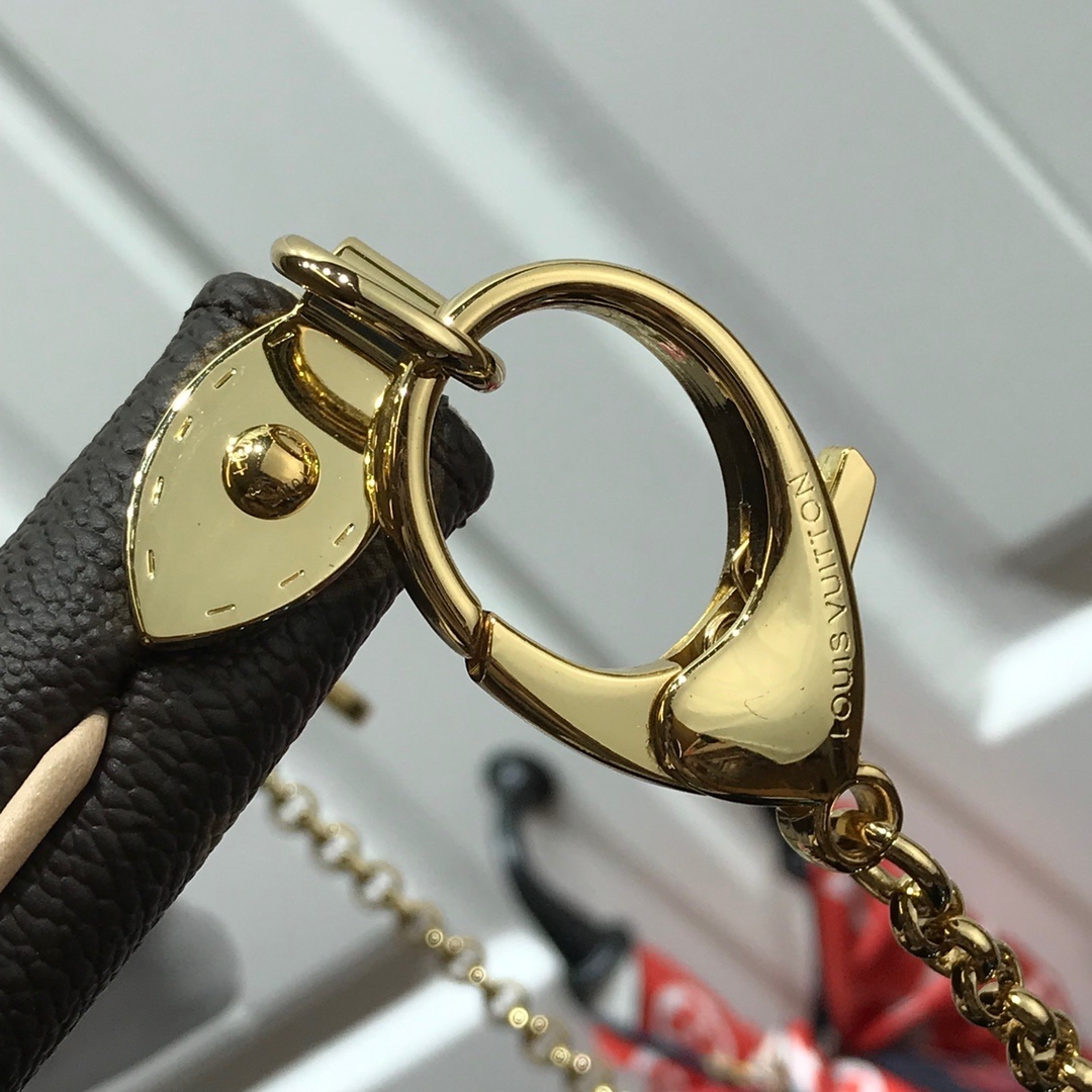 LV MINI POCHETTE M60095 