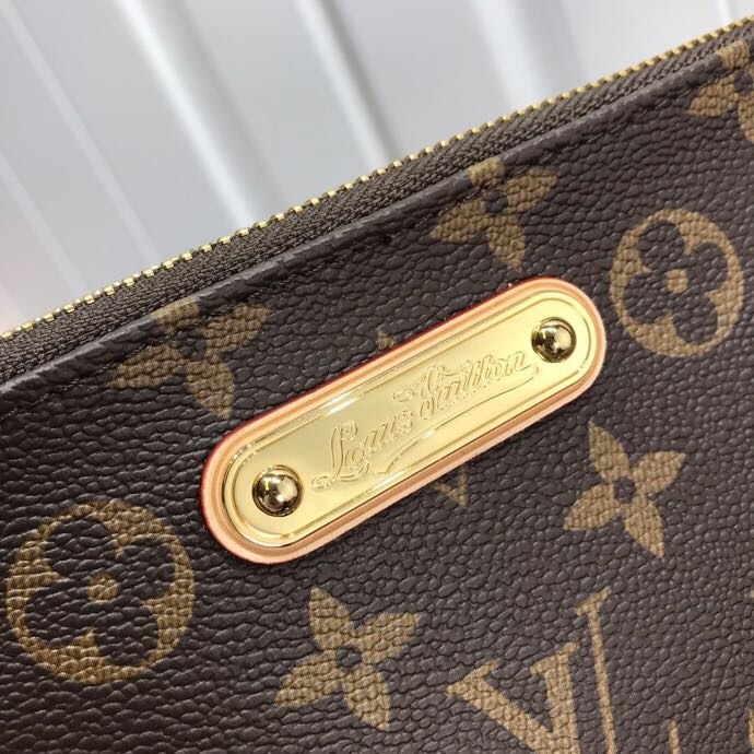 LV MINI POCHETTE M60095 