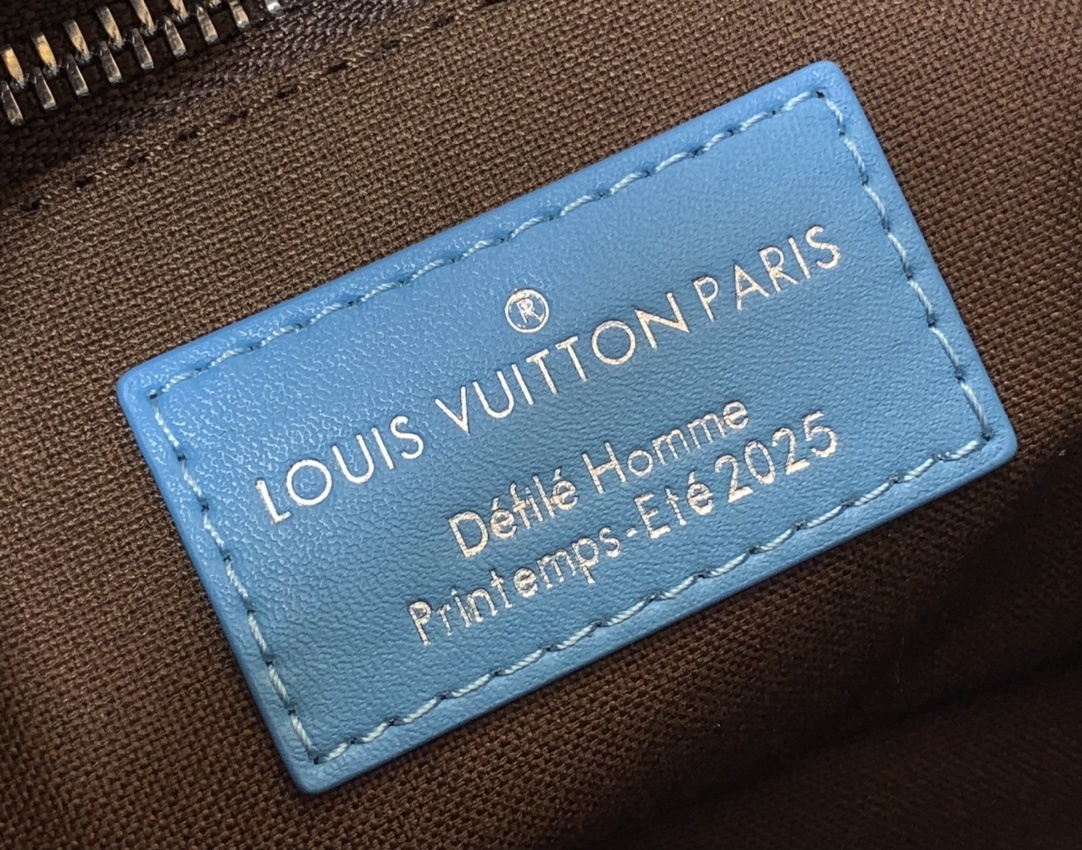 LV MINI SHOPPER TOTE m13925