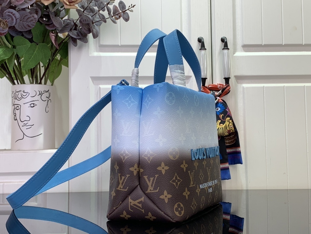 LV MINI SHOPPER TOTE m13925