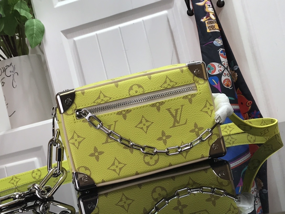 LV MINI SOFT TRUNK M44480H
