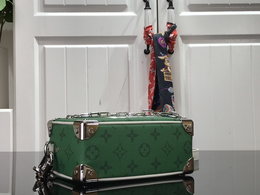 LV MINI SOFT TRUNK M44480YZ