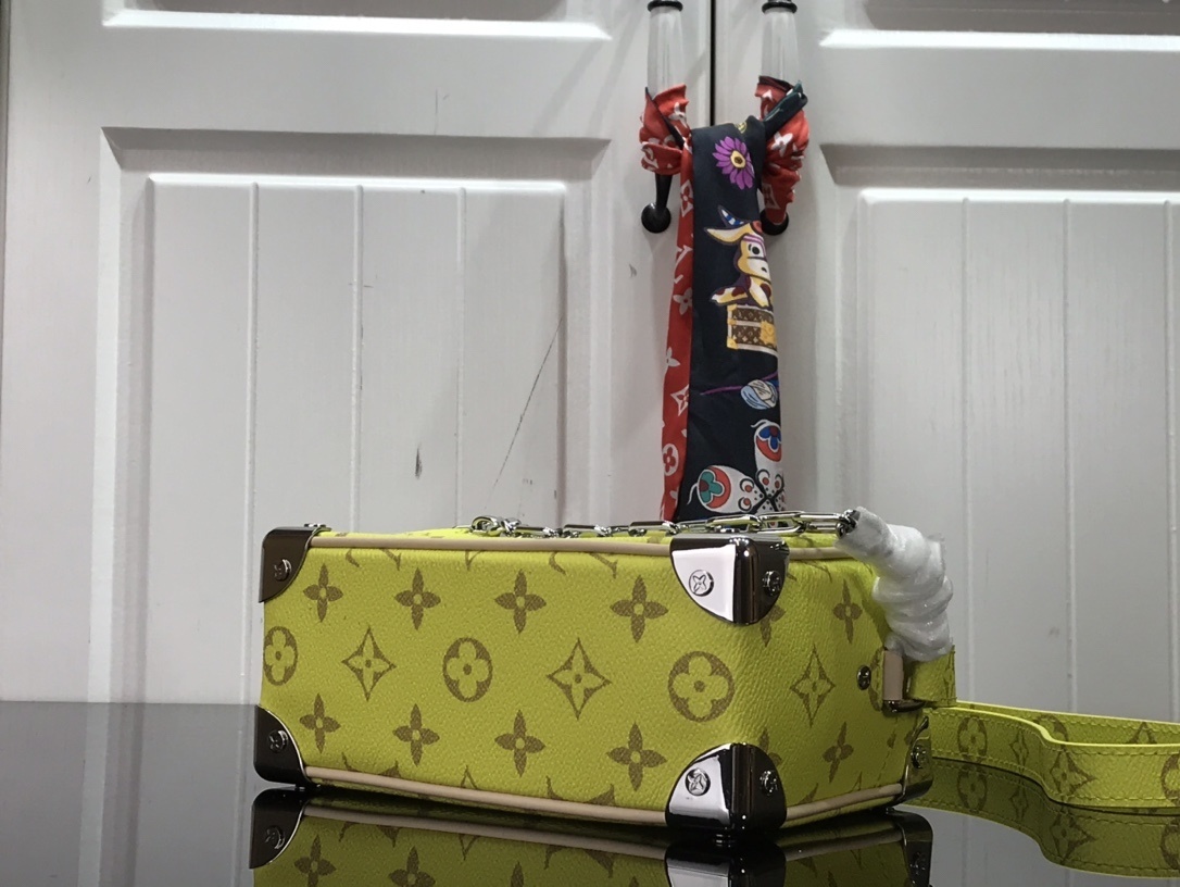 LV MINI SOFT TRUNK M44480YZ