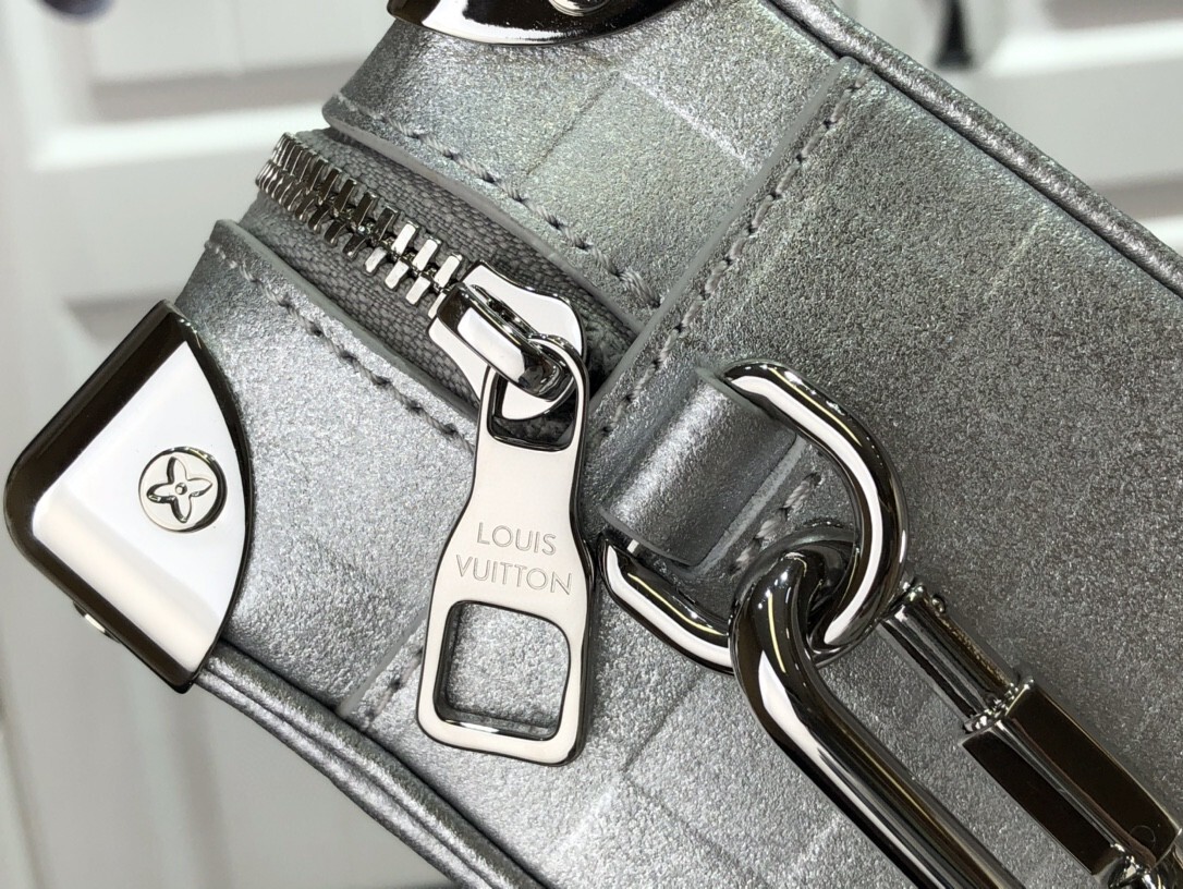 LV MINI SOFT TRUNK M59726