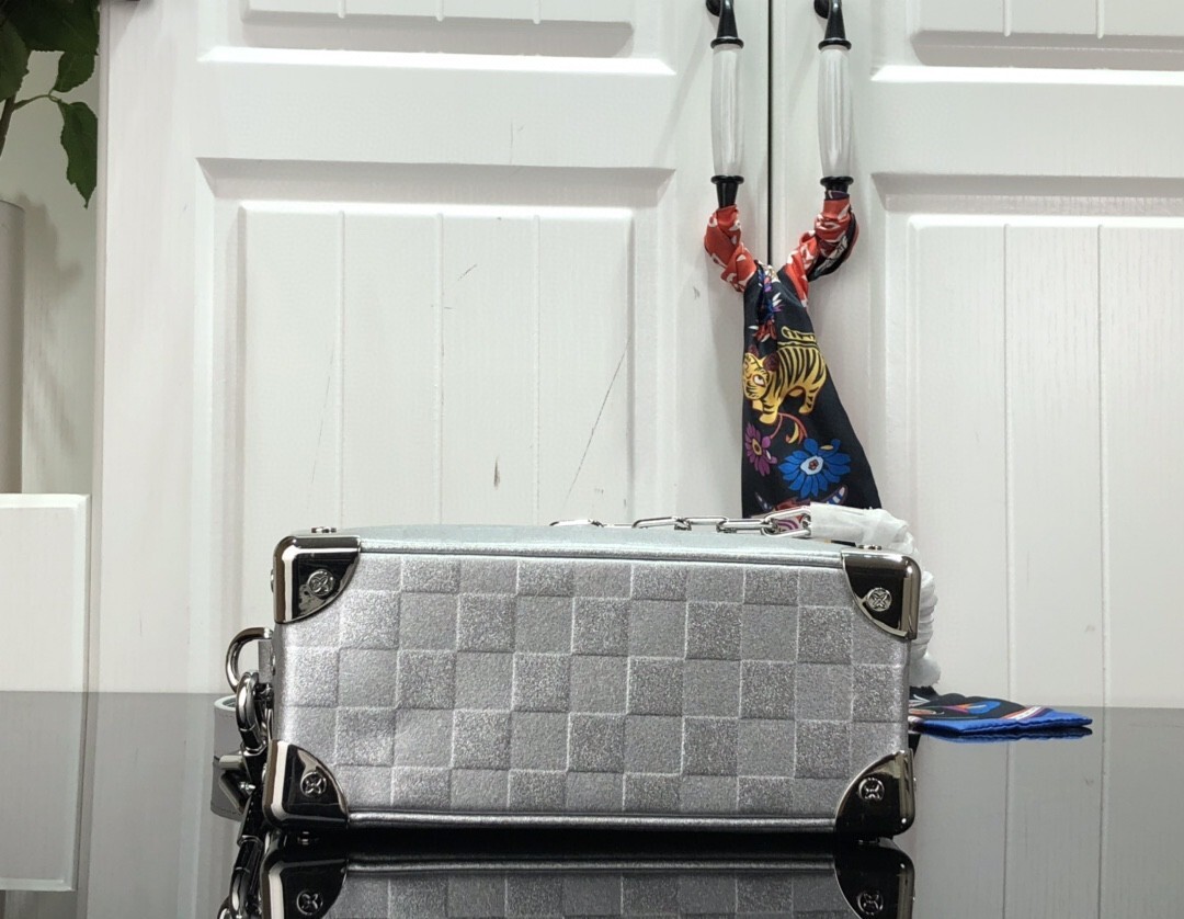 LV MINI SOFT TRUNK M59726