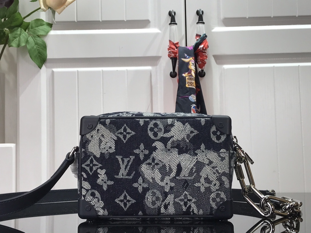 LV MINI SOFT TRUNK M80033