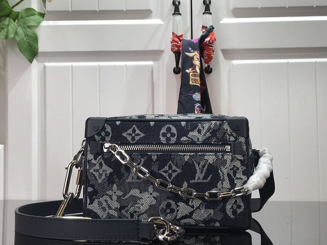 LV MINI SOFT TRUNK M80033