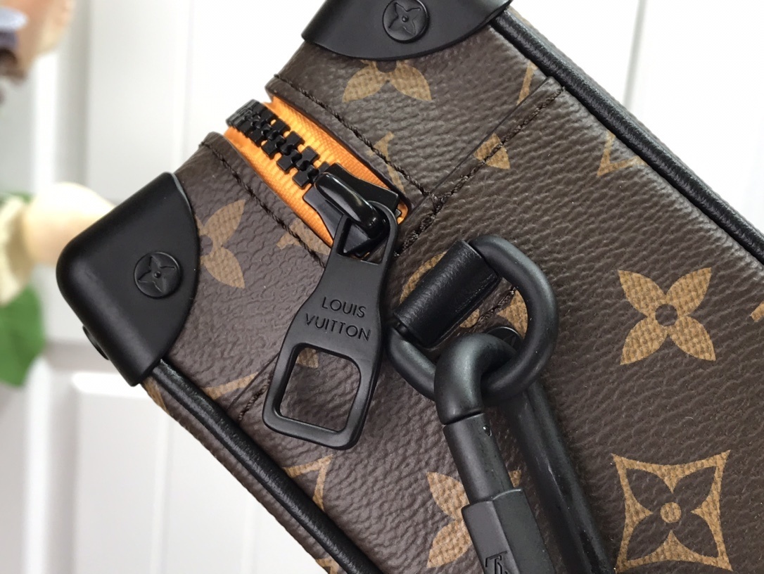 LV MINI SOFT TRUNK M80159