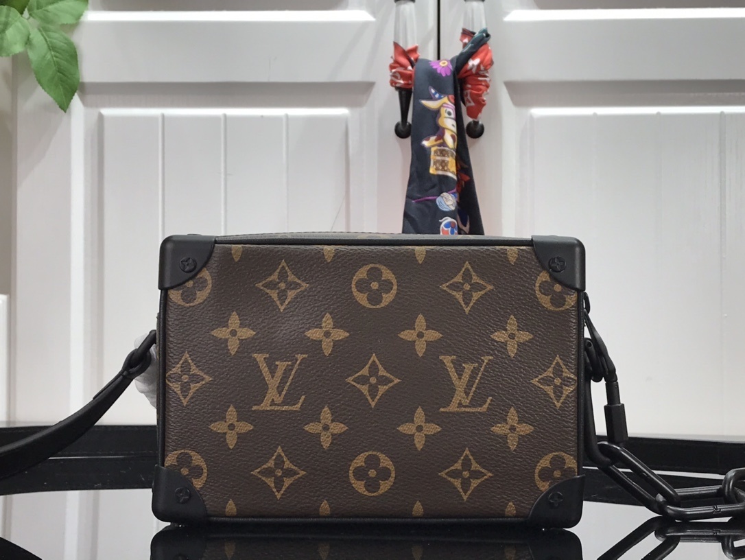 LV MINI SOFT TRUNK M80159
