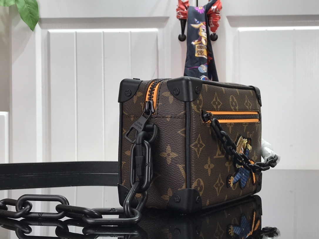 LV MINI SOFT TRUNK M80159