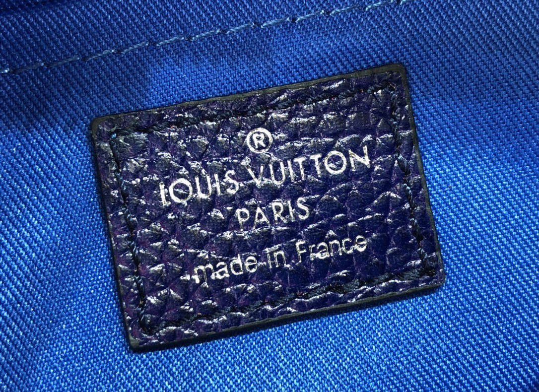 LV MINI SOFT TRUNK M81219