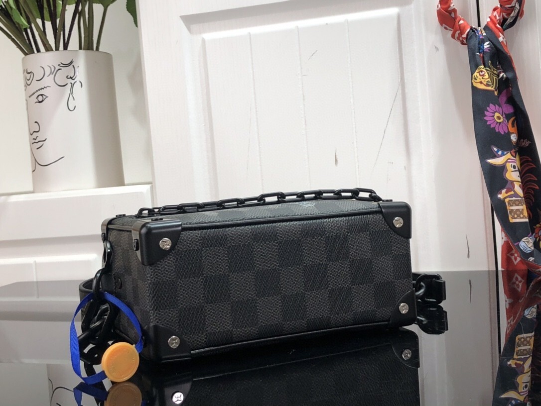 LV MINI SOFT TRUNK N45278