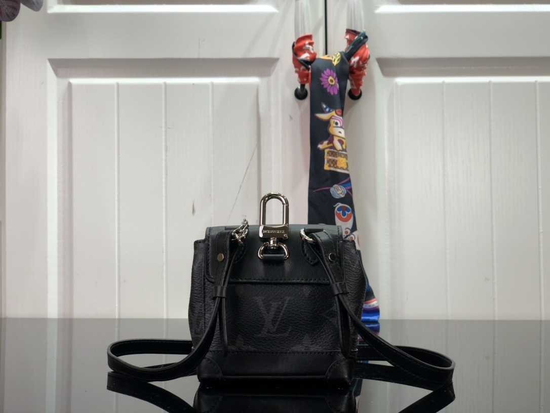 LV MINI STEAMER POUCH M00340