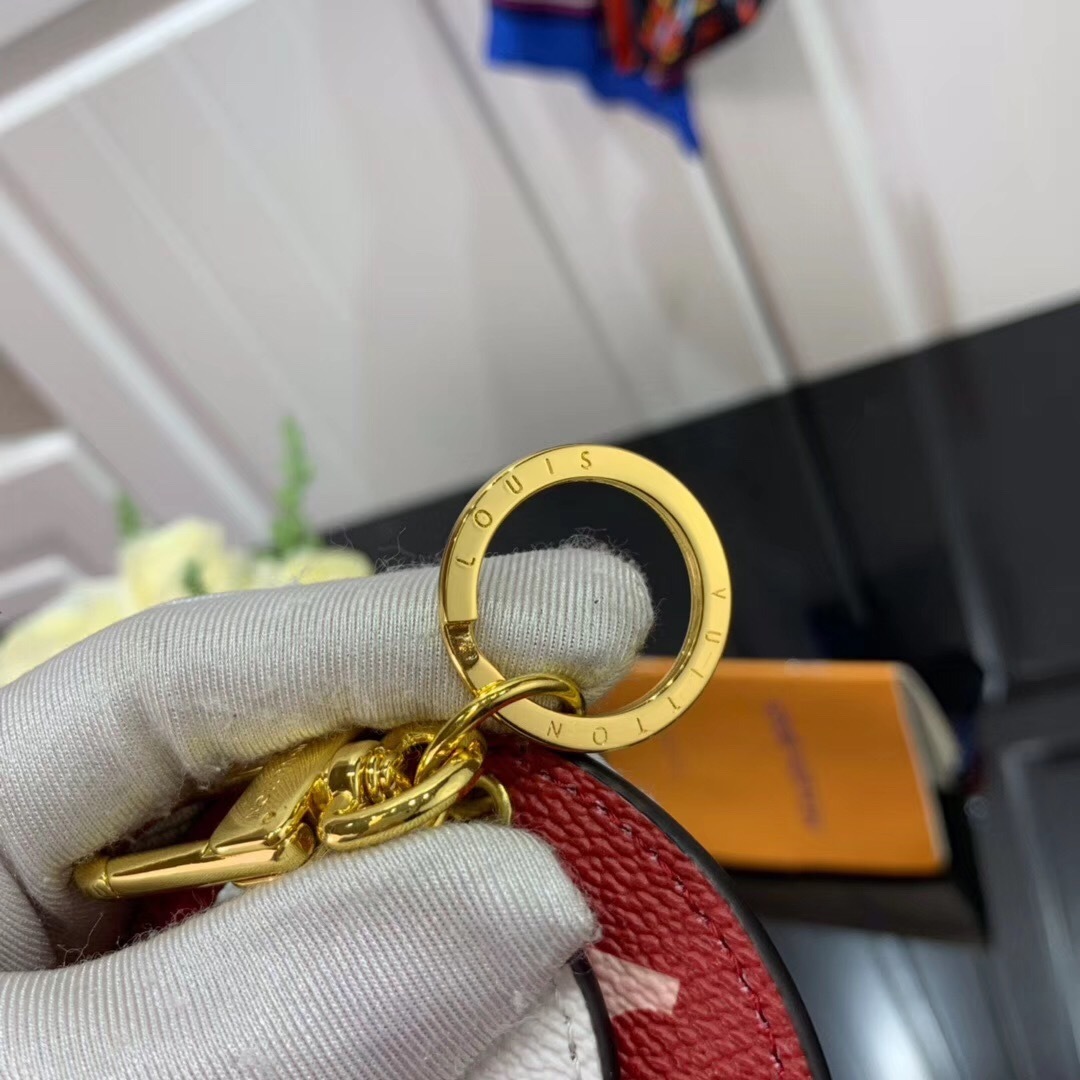 LV MONOGRAM GIANT BAG CHARM AND KEY HOLDER M67848