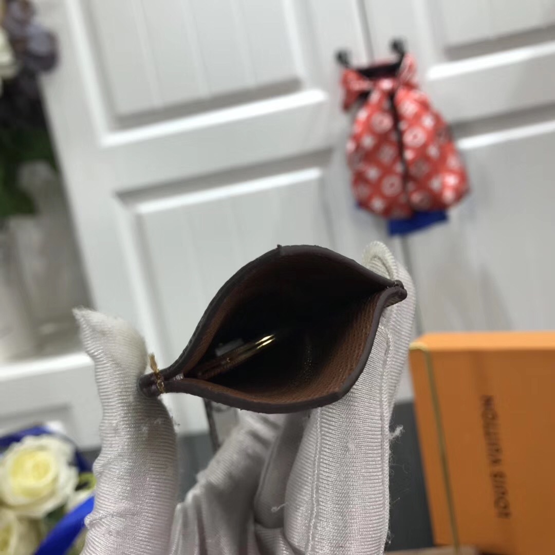 LV MONOGRAM GIANT OVERSIZE KEY CASE M67849