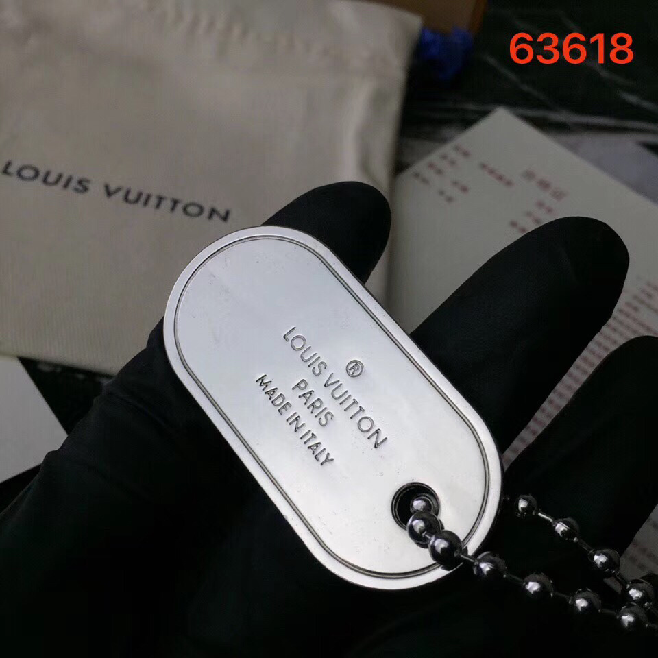 LV MONOGRAM ID TAB BAG CHARM AND KEY HOLDER M63618