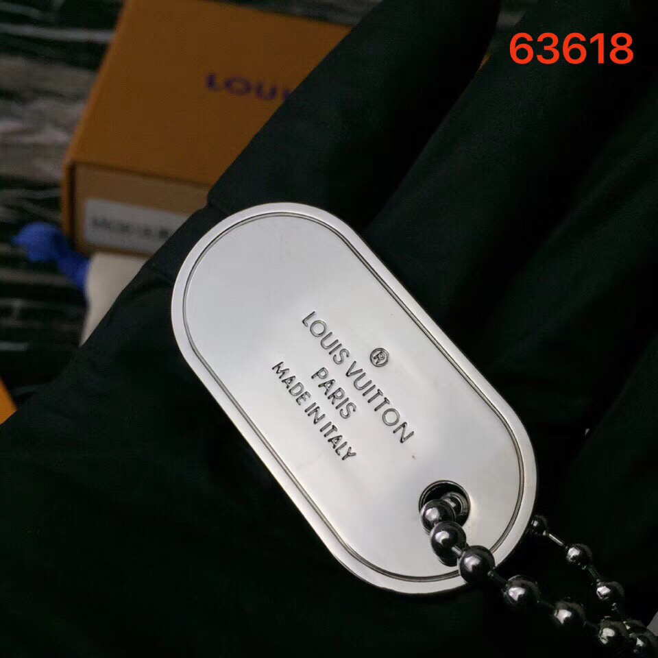 LV MONOGRAM ID TAB BAG CHARM AND KEY HOLDER M63618